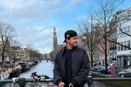 johnsummit 1738259235 3557098743942818250 1461282957